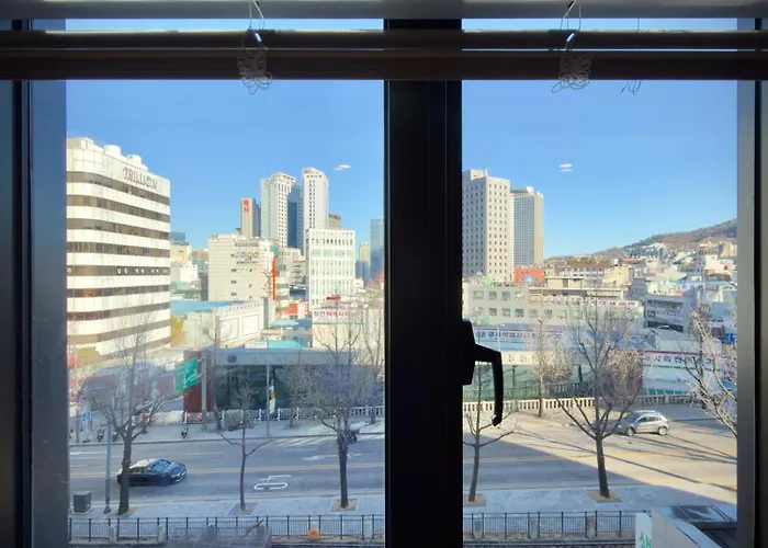 Constello Myeongdong 4*