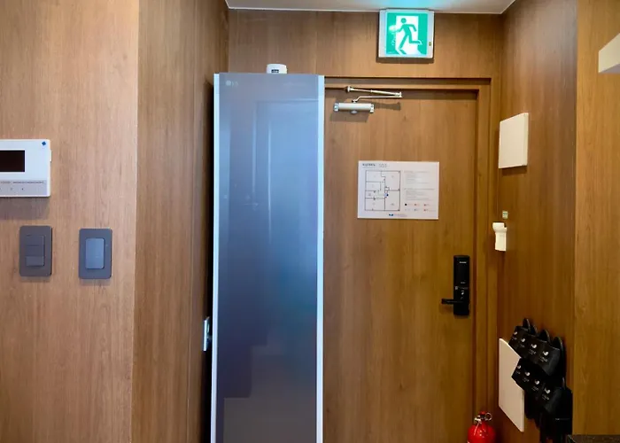 Constello Myeongdong 4*